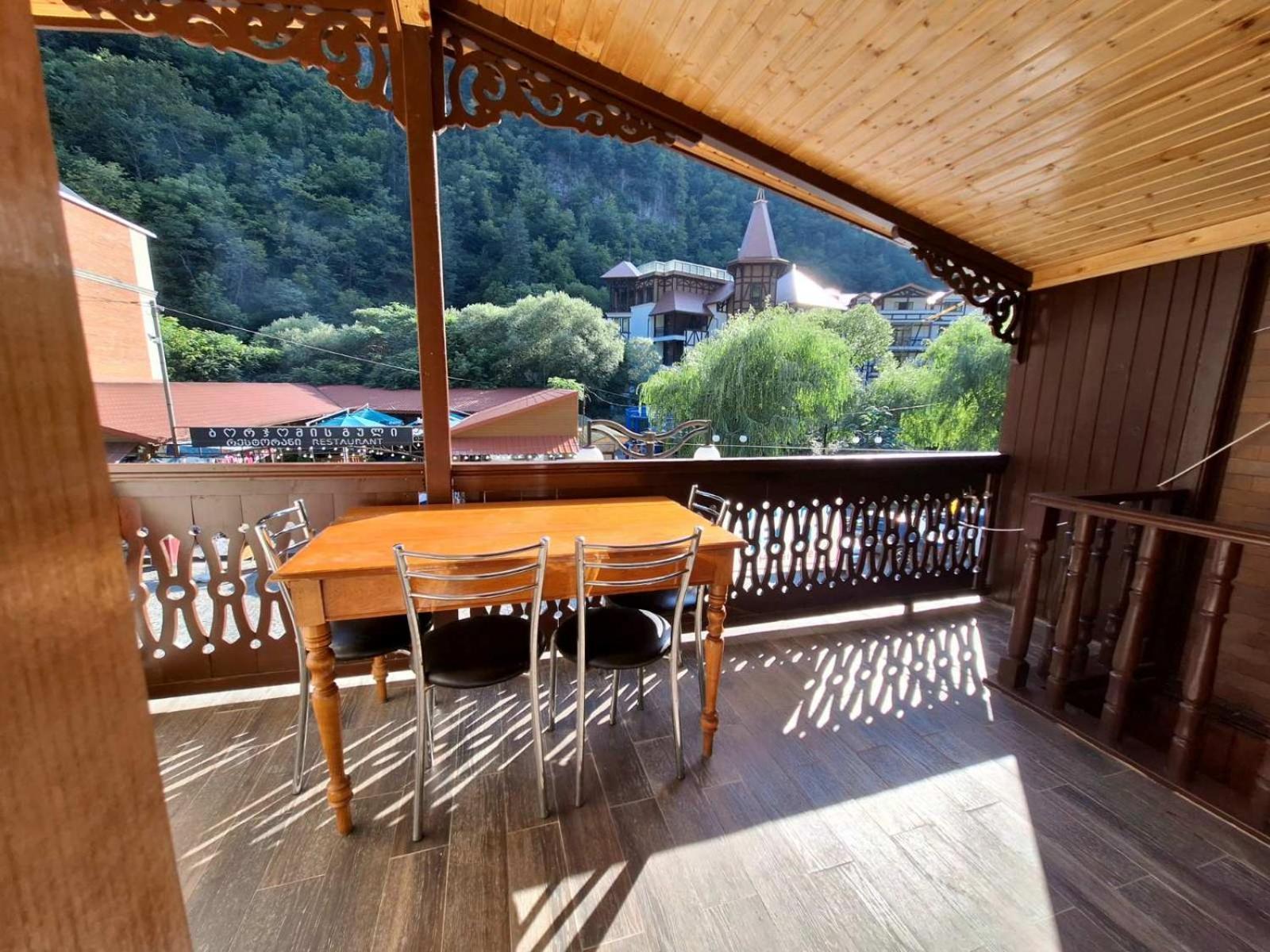 Alongside Park Borjomi Hotel Luaran gambar